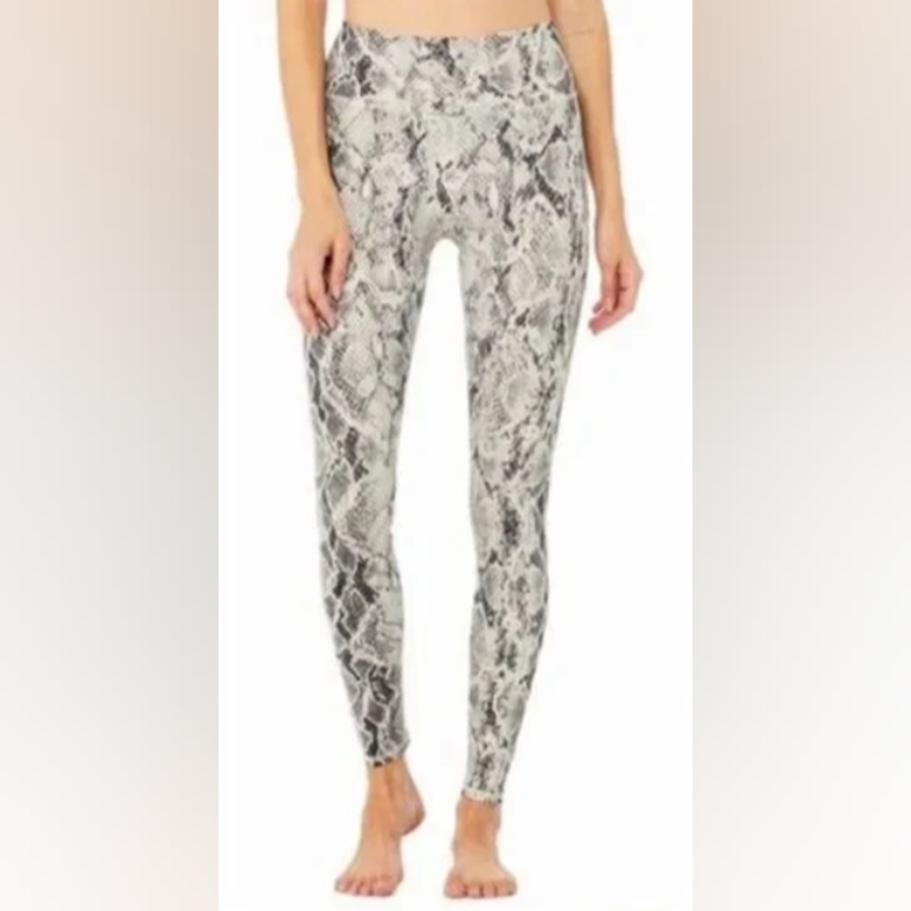 Leggings High Waist Yoga/Exercise Pants The Briana Snakeskin Print Sz L